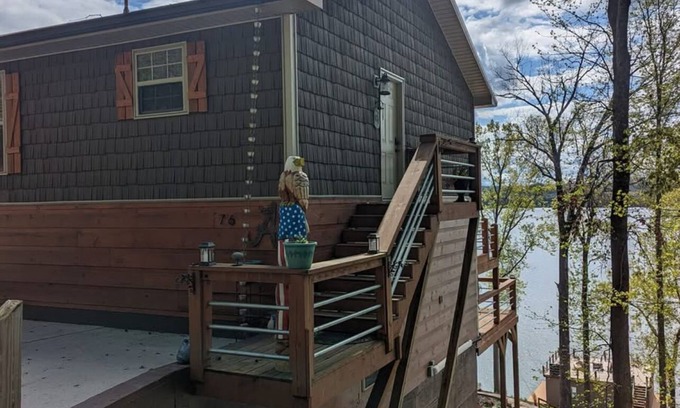Groveoak Cabina | Lake front 2-BR cabin,Guntersville Lake in Scottsboro, AL with spectacular views