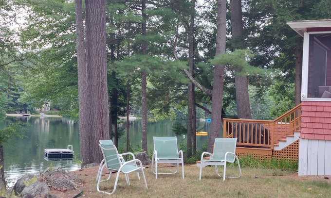 Swanzey Casa | Lake Front Bldg. Friendly Secluded/Wooded w. 6 Bedrms