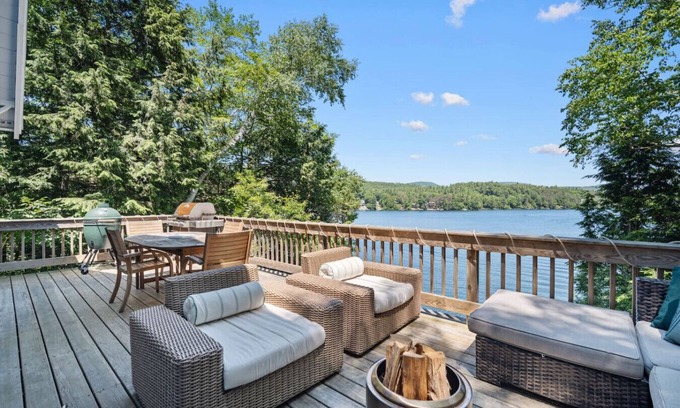 New Durham Casa | Lake Front Cabin with Private Dock & Amazing Views