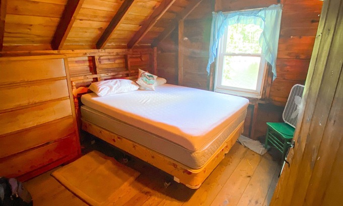 Windham Cabaña | Lake Front Cottage con playa privada de arena y hermosas puestas de sol