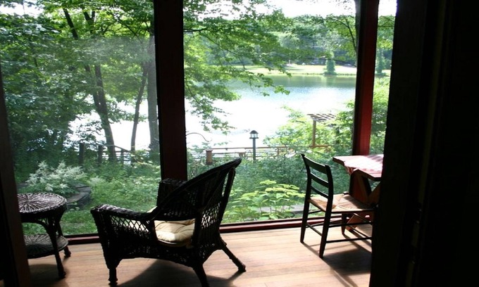 Red Hook Cabaña | Cabaña del lago con jacuzzi, cabaña de tortuga pintada cerca de Bard College