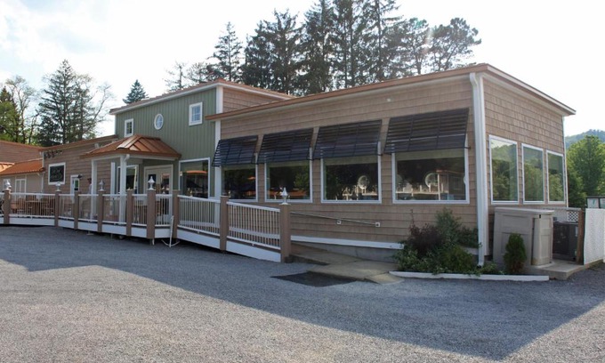 Cooperstown Hotel | Lake Front Hotel