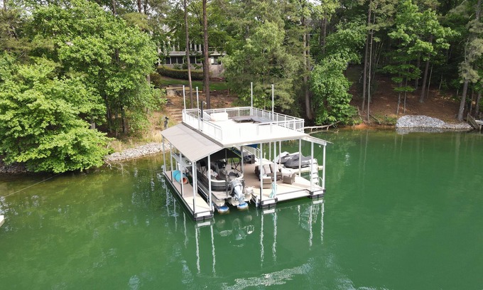 Buford Casa | Lake Front Lake Lanier