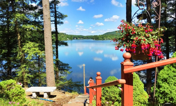 Great Barrington Casa | INCREIBLE LAGO FRENTE CASA Y MUELLE EN LAGO BUEL. BARCO DE PESCADORES
