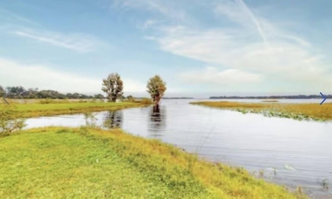 Hernando Casa | Lake front, sleeps 10, outside Jacuzzi, bike trail! 2 kayaks available!