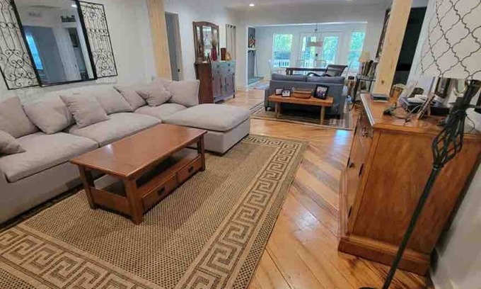 Anderson Casa | Lake Hartwell Frank Howard Home Clemson