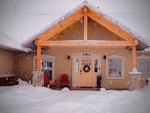 Pagosa Highlands Casa | Lake Hatcher Retreat-w/Mtn Views! 1 story-3/2