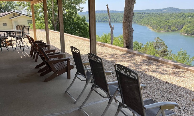 Eagle Rock Casa | Lake home with Panoramic views of the Lake