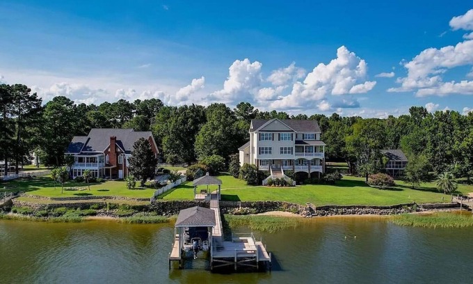 Liberty Hill Casa | Lake House on Lake Wateree