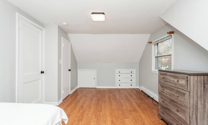 Fairfield Casa | Lake House this Vacation rental is an a privet Neighborhood association lake.