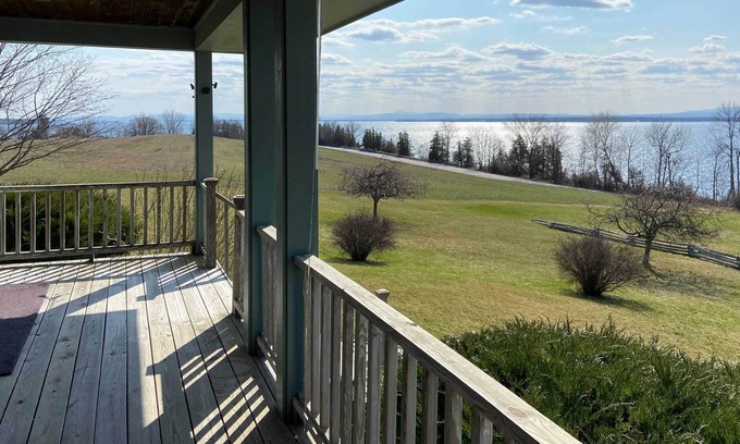 North Hero Casa | Lake House w/ 360 Views: Private Dock & Yard!
