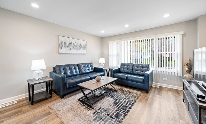 Lake in the Hills Casa | Lake In The Hills FHS Rental