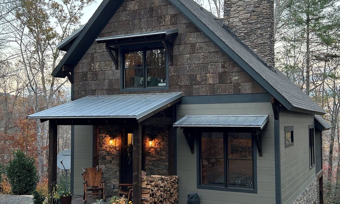 Nebo Casa | Lake James 2 bed/2 ba. Hike/Bike in out County & State Prk. Private River access