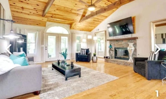 Buford Casa | Lake Lanier/Château E’lan 2 Mi
