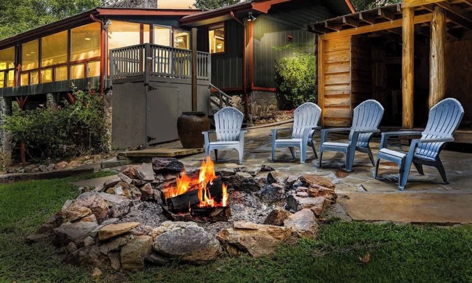 Gainesville Casa | Lake Lanier Escape- Gainesville Lakefront Stay