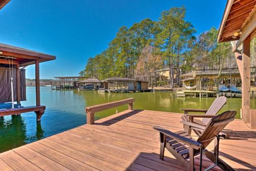 Cape Royale Casa | Lake Livingston Retreat with Boat Dock and Slip!