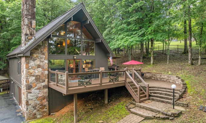 Branson Casa | Lake Lodge 4-bedroom private setting