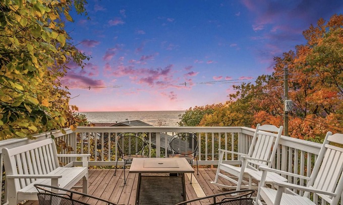 Macatawa Casa | Lake Michigan Sunset Views from updated Macatawa home w/private beach access