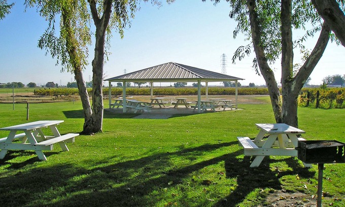 Nicolaus Alquiler De RV | Lake Minden RV Resort-Campground
