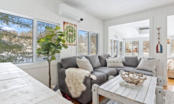 Gravenhurst Cabaña | Lake Muskoka Mckenzie Retreat