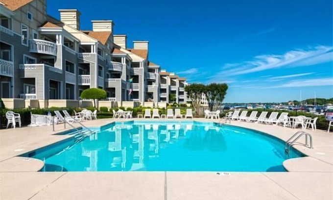Cornelius Condominio | Lake Norman 1er piso condominio en Cornelius
