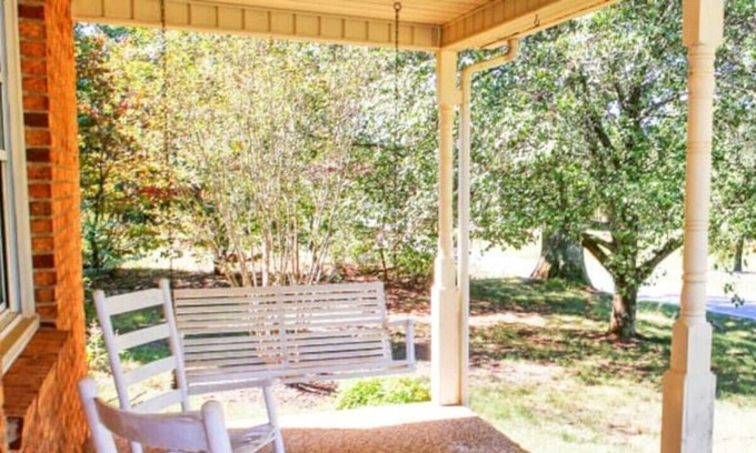 Catawba Casa | Lake Norman Getaway | 4 Beds
