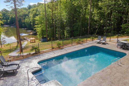 Catawba Casa | Lake Norman Home Lake Access with Heated Pool & Hot Tub