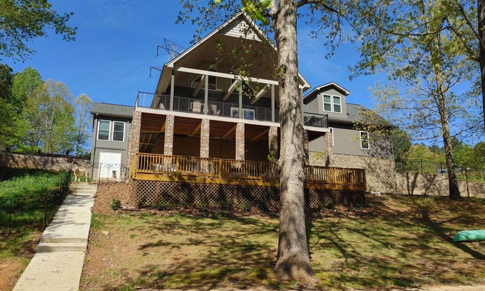 Troutman Casa | Lake Norman Private Escape - Hot tub & private boat ramp