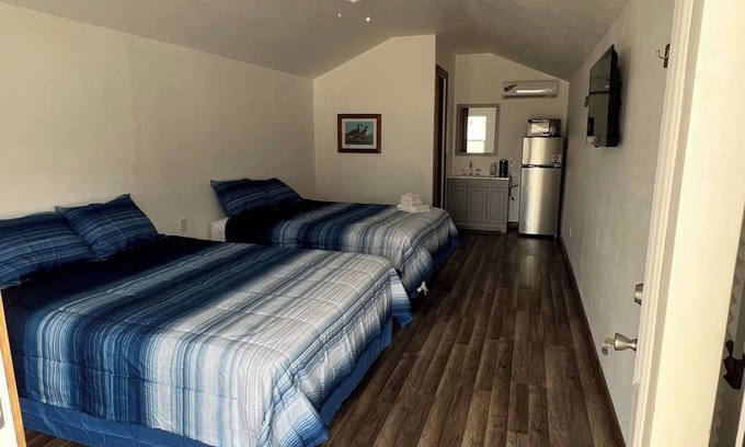 Rocky Mount Cabina | Lake of the Ozarks-Quiet, brand new cabin that is perfect for an escape!