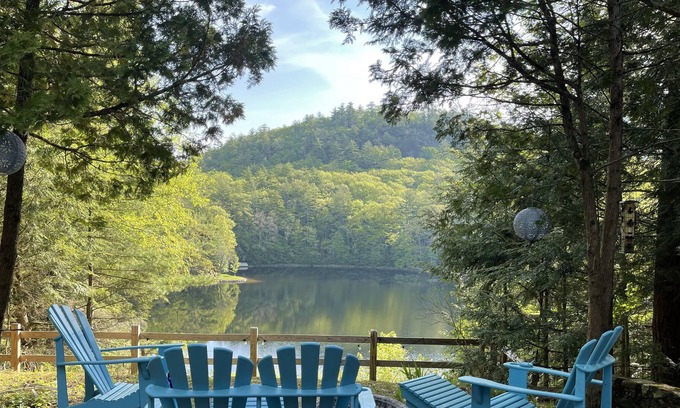 Lake Luzerne-Hadley Casa | Lake Overlook Retreat - 10 miles to Lake George