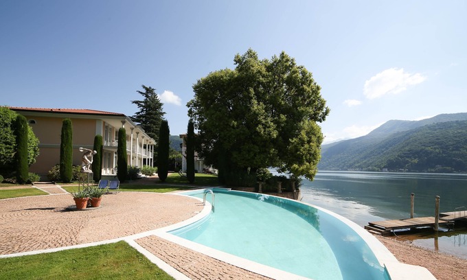 Cuasso Al Monte Apartamento | [Lake - Park - Pool] Lakefront 138