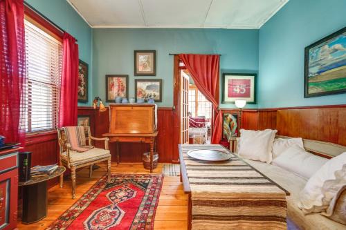 Stockholm Apartamento | Lake Pepin Getaway with Pond, Walk to Restaurants!