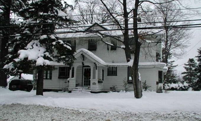 Hillcrest Casa | Lake Placid Hillcrest asilo (para 14) - a 1 cuadra de la calle principal