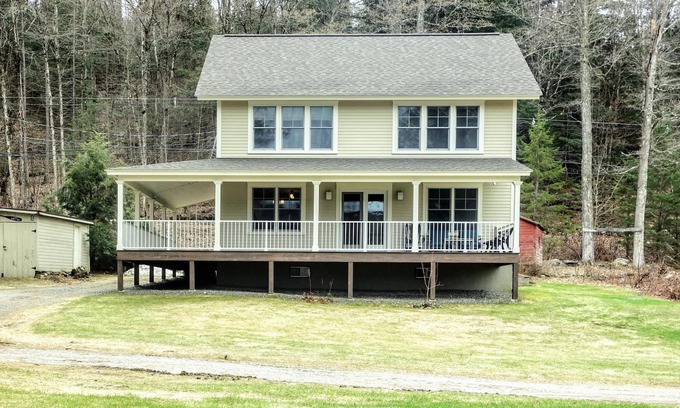 Ludlow Casa | Lake Rescue LAKEFRONT! Casa privada. 2. 6 millas de Okemo