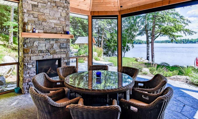 Muskoka Lakes Villa | ¡Lago Rosseau! ¡¡Nueva construcción!! 7 Dormitorios, 6 Baños!