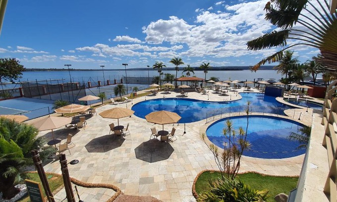 Smin Hotel | Lake Side Beira do Lago - piscina - academia - sauna- By Rei dos Flats