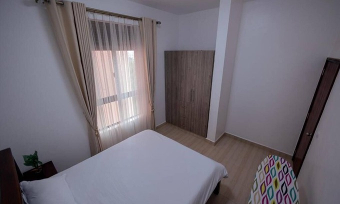 Entebbe Apartamento | Lake Side Urban Escape Entebbe