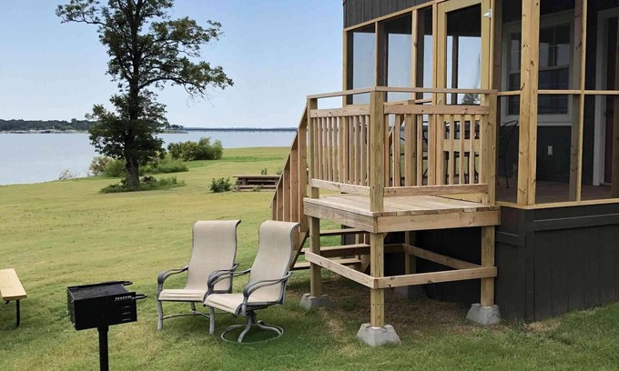 Mead Cabina | Lake Texoma Lakefront Cabin - Call of the Wild