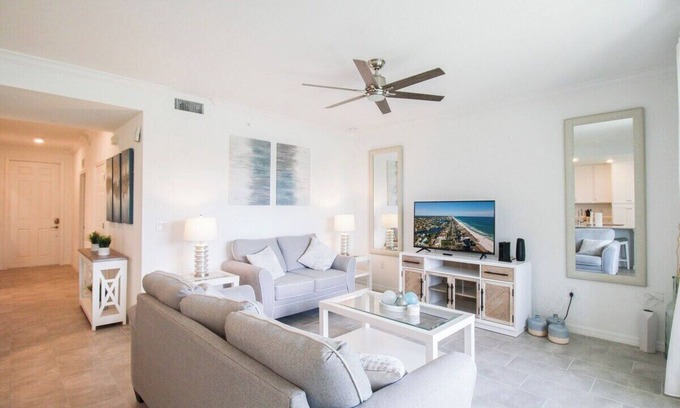 Lakewood Ranch Condominio | Lake view 2/2 condo in Lakewood National Golf Club - Piper On Twelve