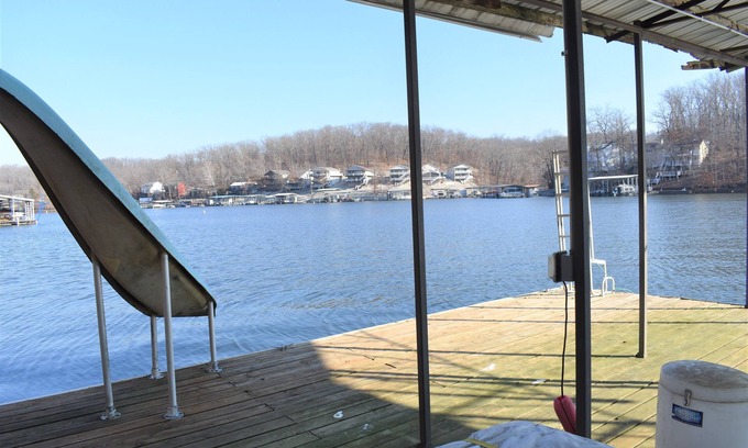 Osage Beach Casa | Lake View 5 Bedroom (2 Master Suites) / 4 Bath / Private Dock