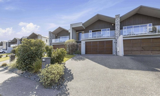 Taupo Cabaña | Bay Bliss - Lake Taupo Holiday Home