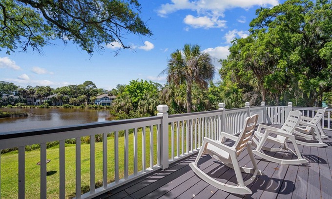 Blue Heron Lake Casa | Lake View, Golf Cart, Pets Considered,Club Cards, 412 Skimmer Cove