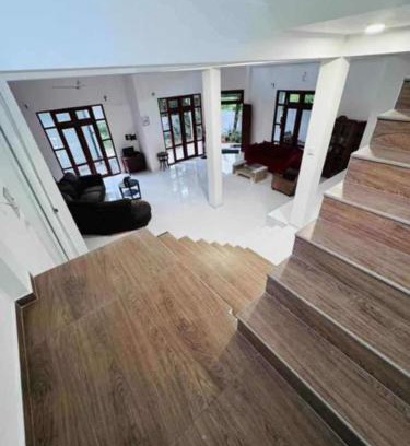 Kamburugamuwa Villa | Lake view heights villa - kamburugamuwa