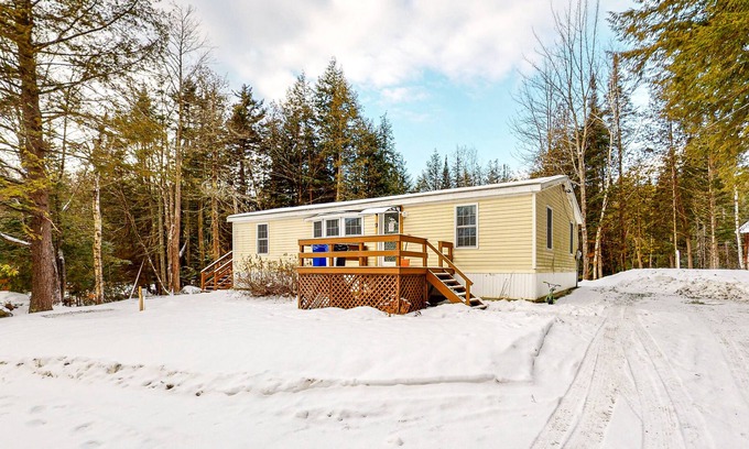Whitefield Casa | Lake-view home with kayak, pedal boat & scenic deck - near shops & dining