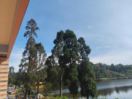 Mirik Casa | Lake View Homestay