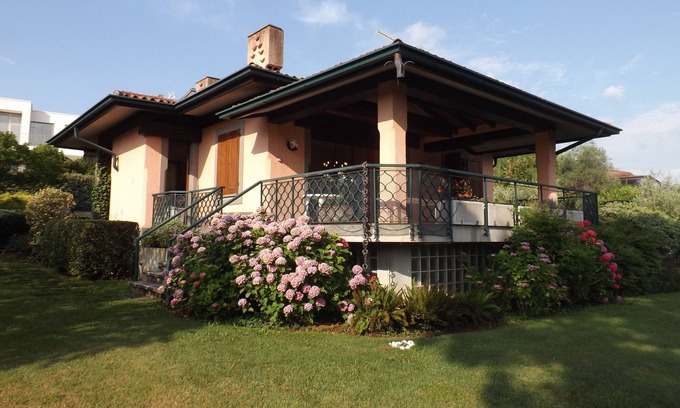 Portese Casa | VILLA INDIVIDUAL CON VISTA AL LAGO: 300 MT DEL LAGO