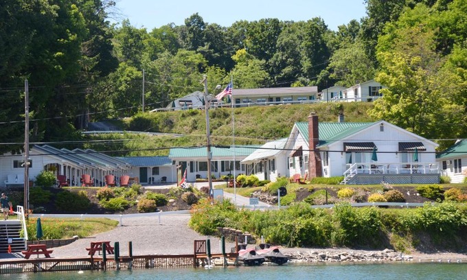 Cooperstown - Otsego Lake Hotel | Lake View Motel