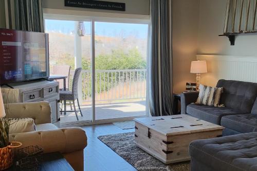 La Follette Casa | Lake View Paradise