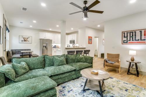 Lone Star Casa | Lake-View Retreat with Games and Yard in Daingerfield