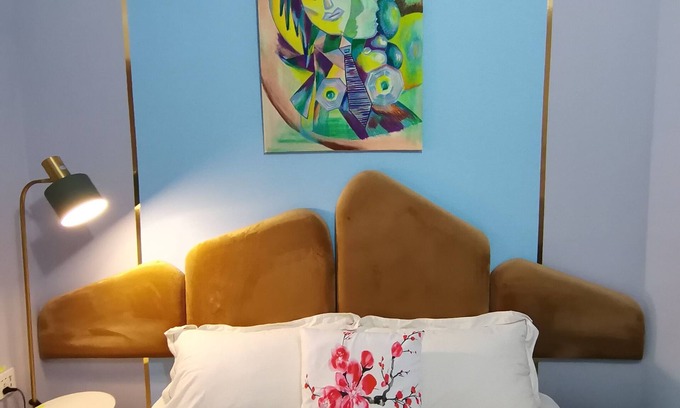 Desa Pandan Condominio | Lake View Suite